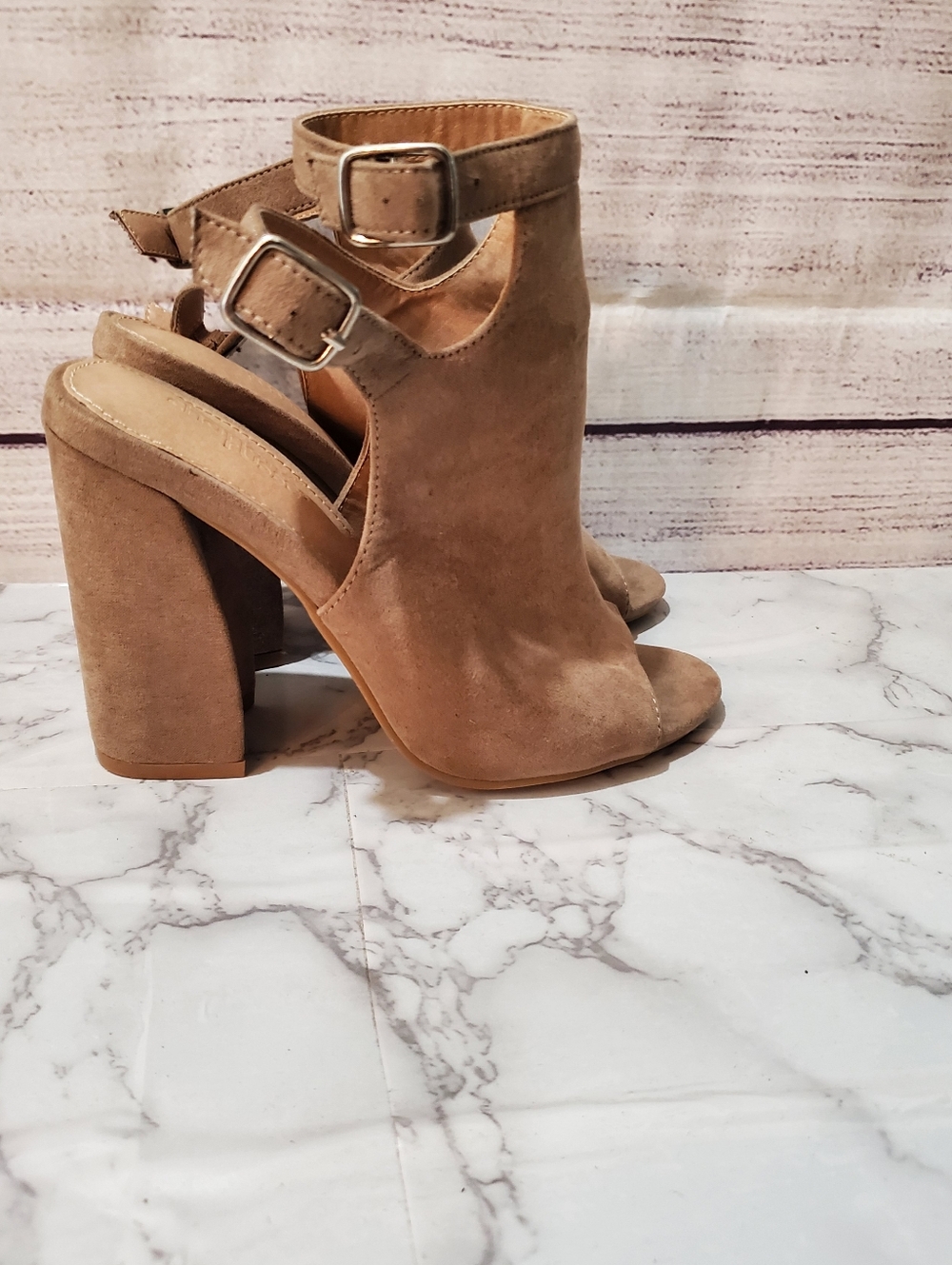 Charlotte Russe Heels - Picture 2 of 3
